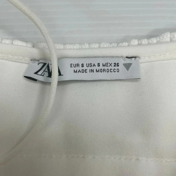 3 FOR $15 Zara White Ruffle Crop Top Size S - Picture 3 of 7